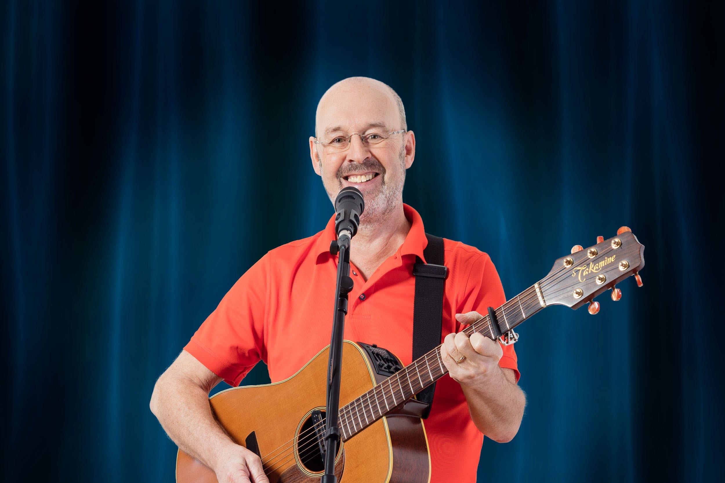 tony-spielt-takamine